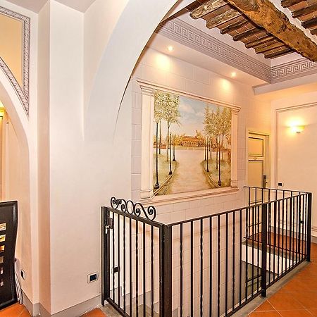 Dimora Dei Guelfi Luxury Rooms ลุคคา ภายนอก รูปภาพ