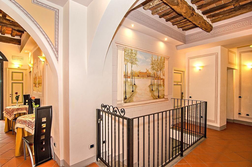 Dimora Dei Guelfi Luxury Rooms ลุคคา ภายนอก รูปภาพ