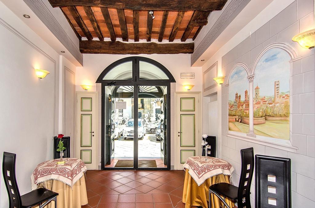 Dimora Dei Guelfi Luxury Rooms ลุคคา ภายนอก รูปภาพ