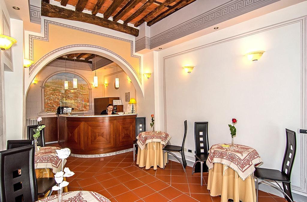 Dimora Dei Guelfi Luxury Rooms ลุคคา ภายนอก รูปภาพ